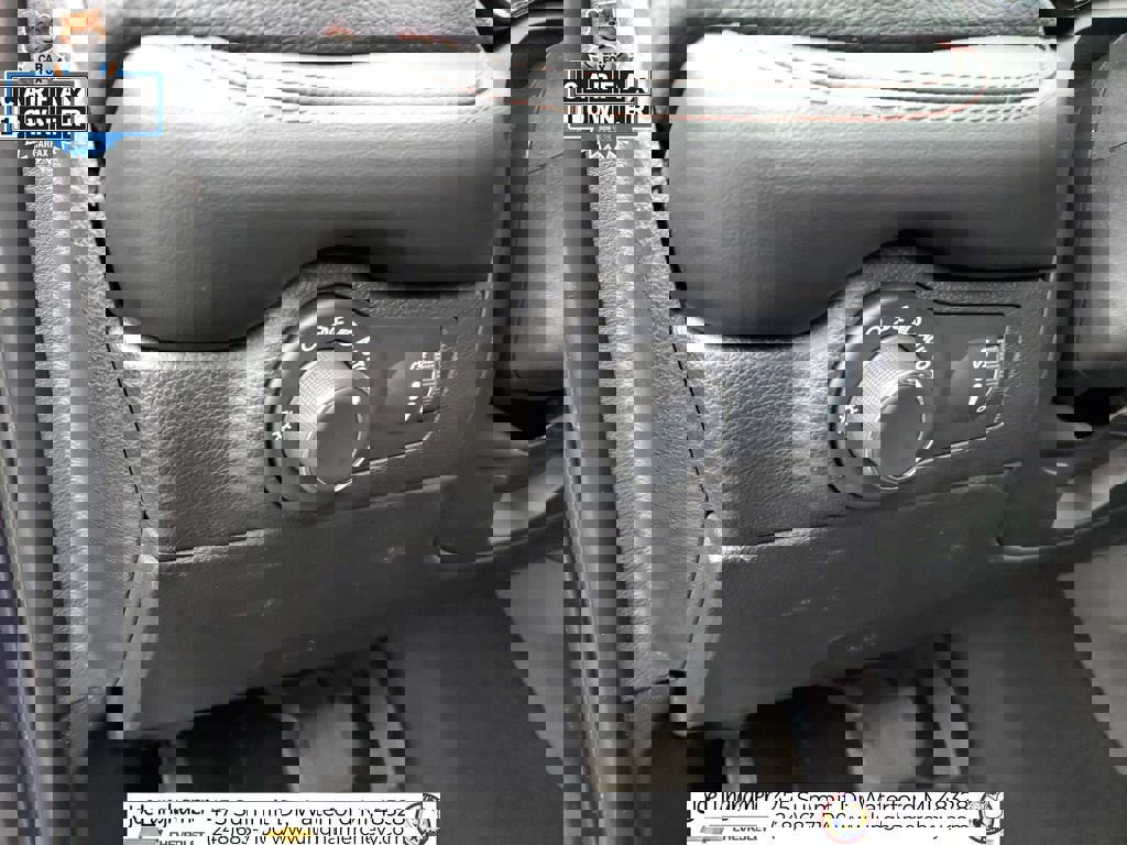 Used 2023 Dodge Durango GT image 8