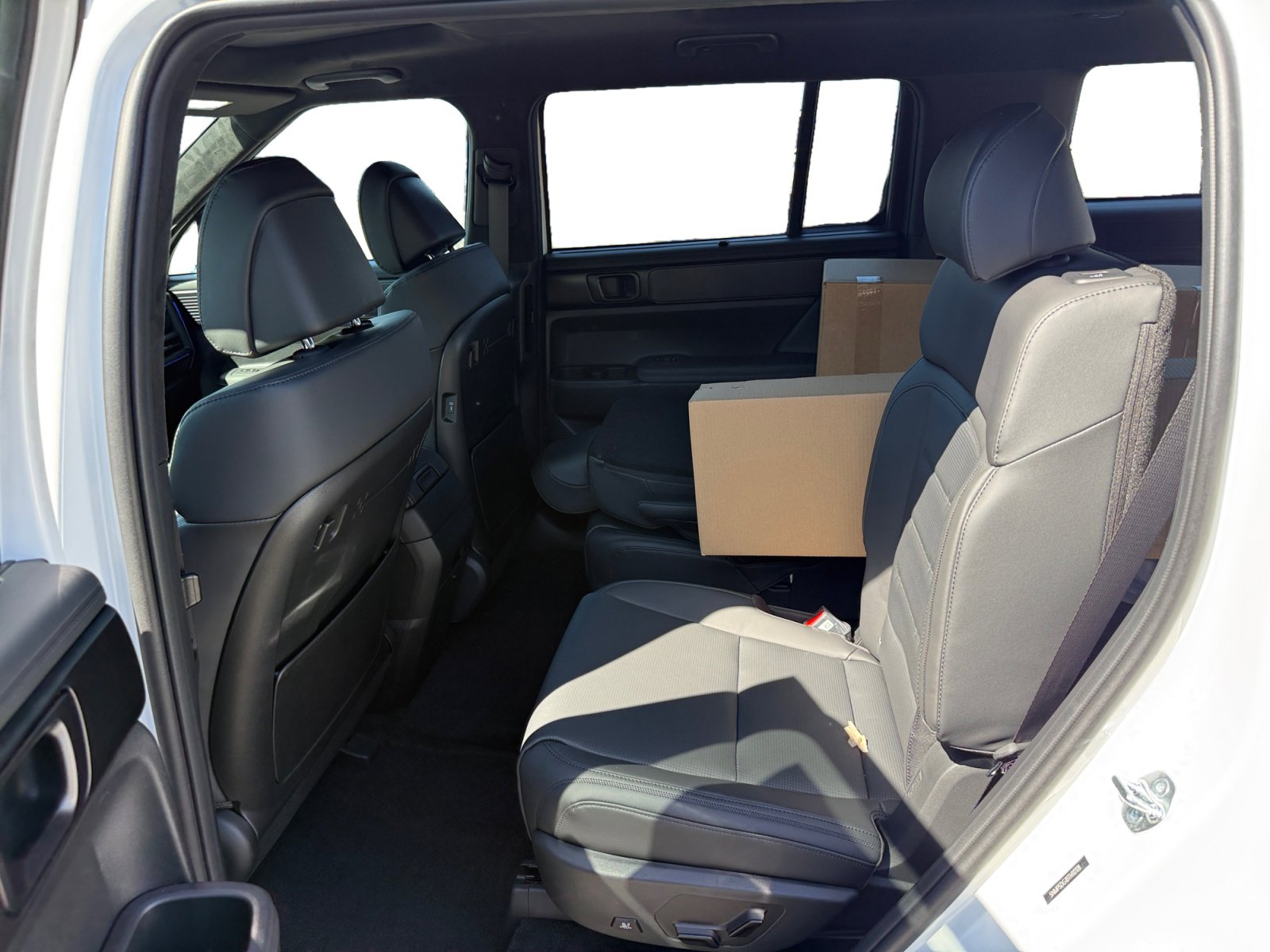 New 2026 Hyundai Santa Fe Calligraphy AWD/4WD image 16