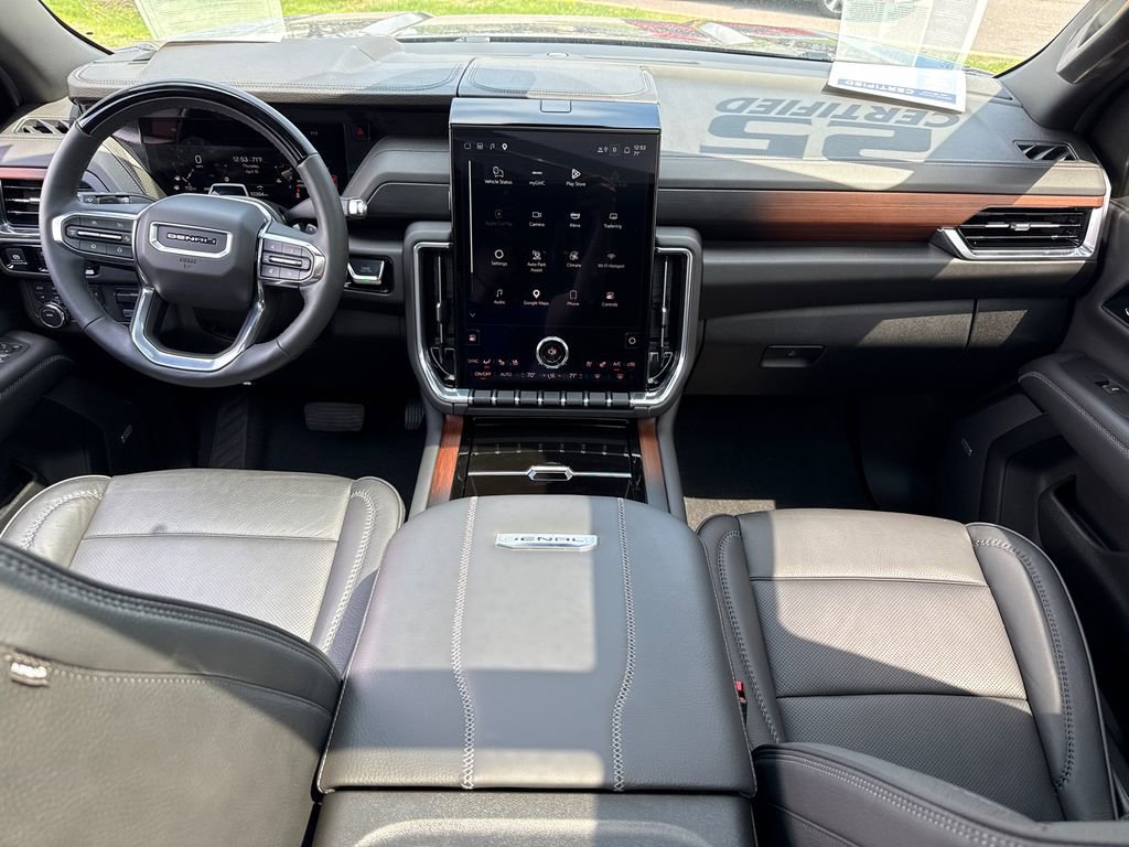Certified 2025 GMC Yukon XL Denali w/ Denali Reserve Package image 30