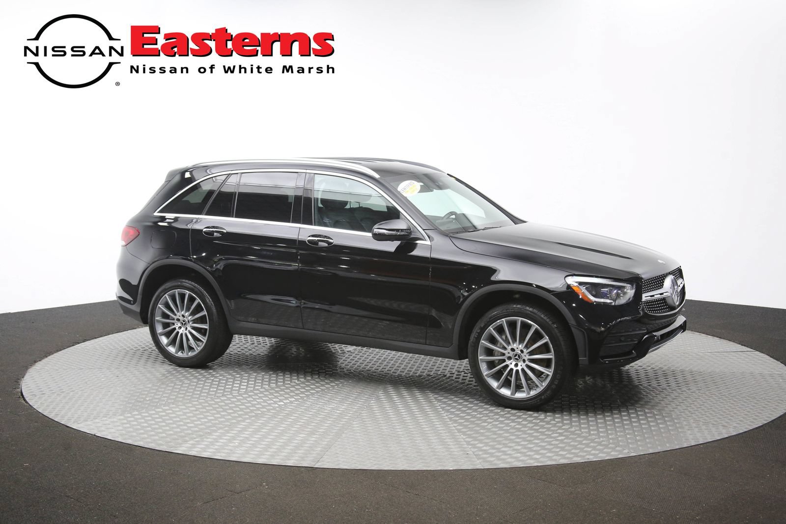 Used 2022 Mercedes-Benz GLC 300 4MATIC w/ AMG Line image 49