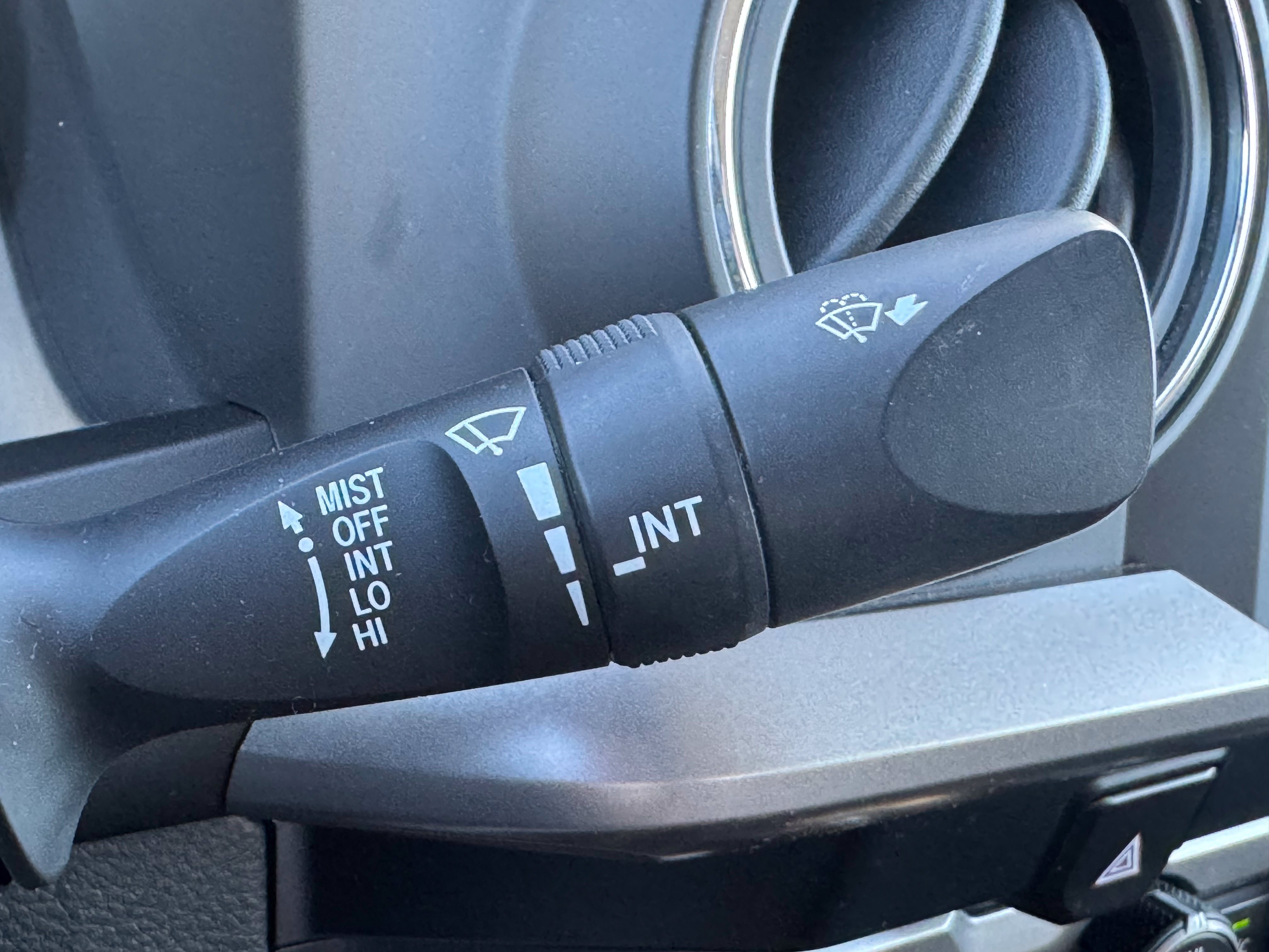 Used 2019 Toyota Tacoma SR5 AWD/4WD image 45