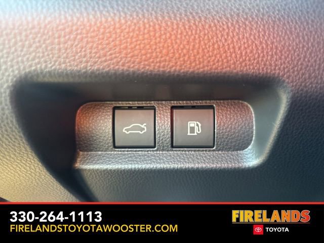 New 2026 Toyota Crown Platinum image 13