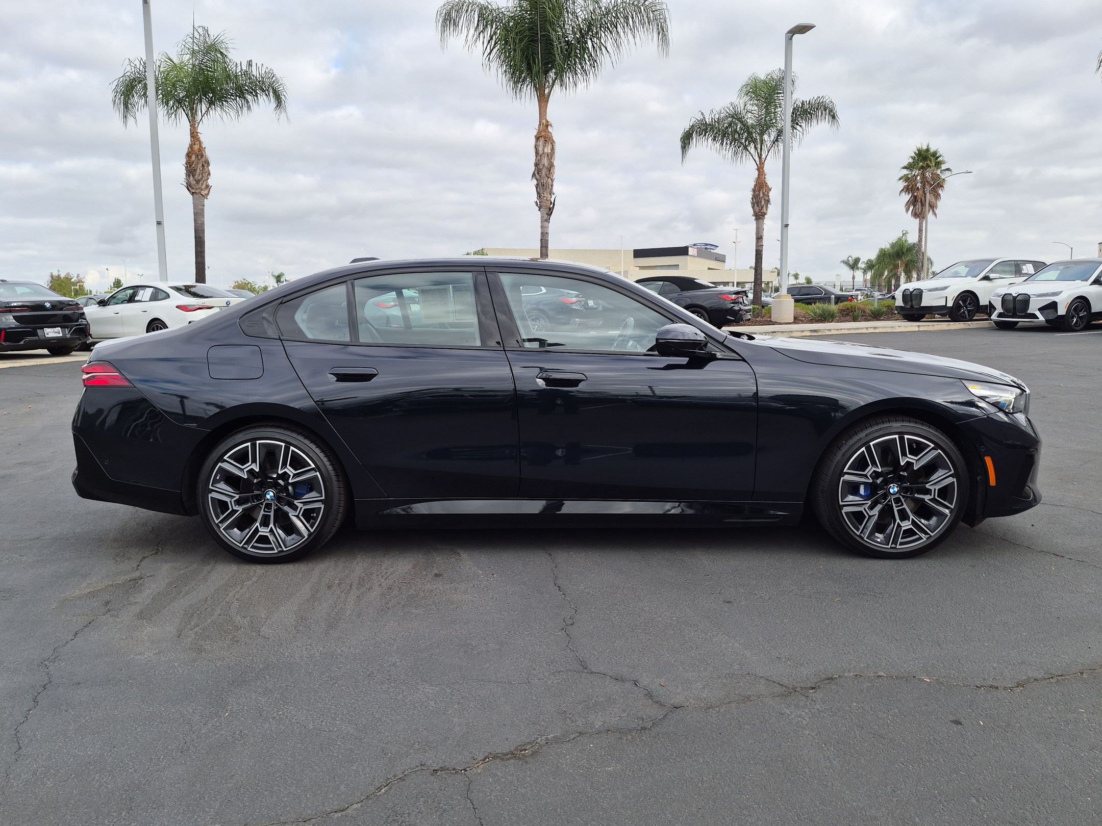 Used 2026 BMW i5 eDrive40 w/ M Sport Package RWD image 11