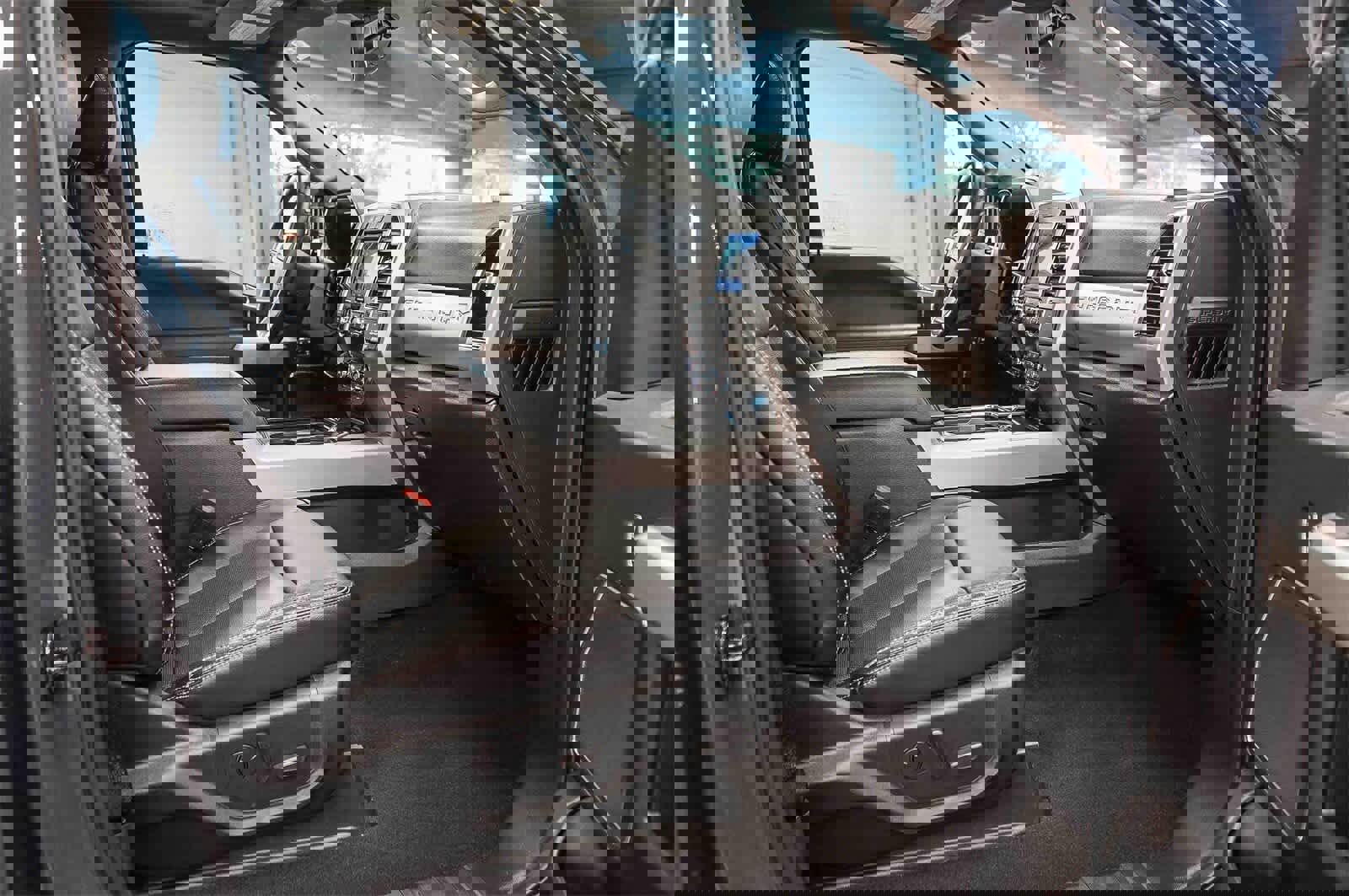 Used 2021 Ford F250 Lariat image 17