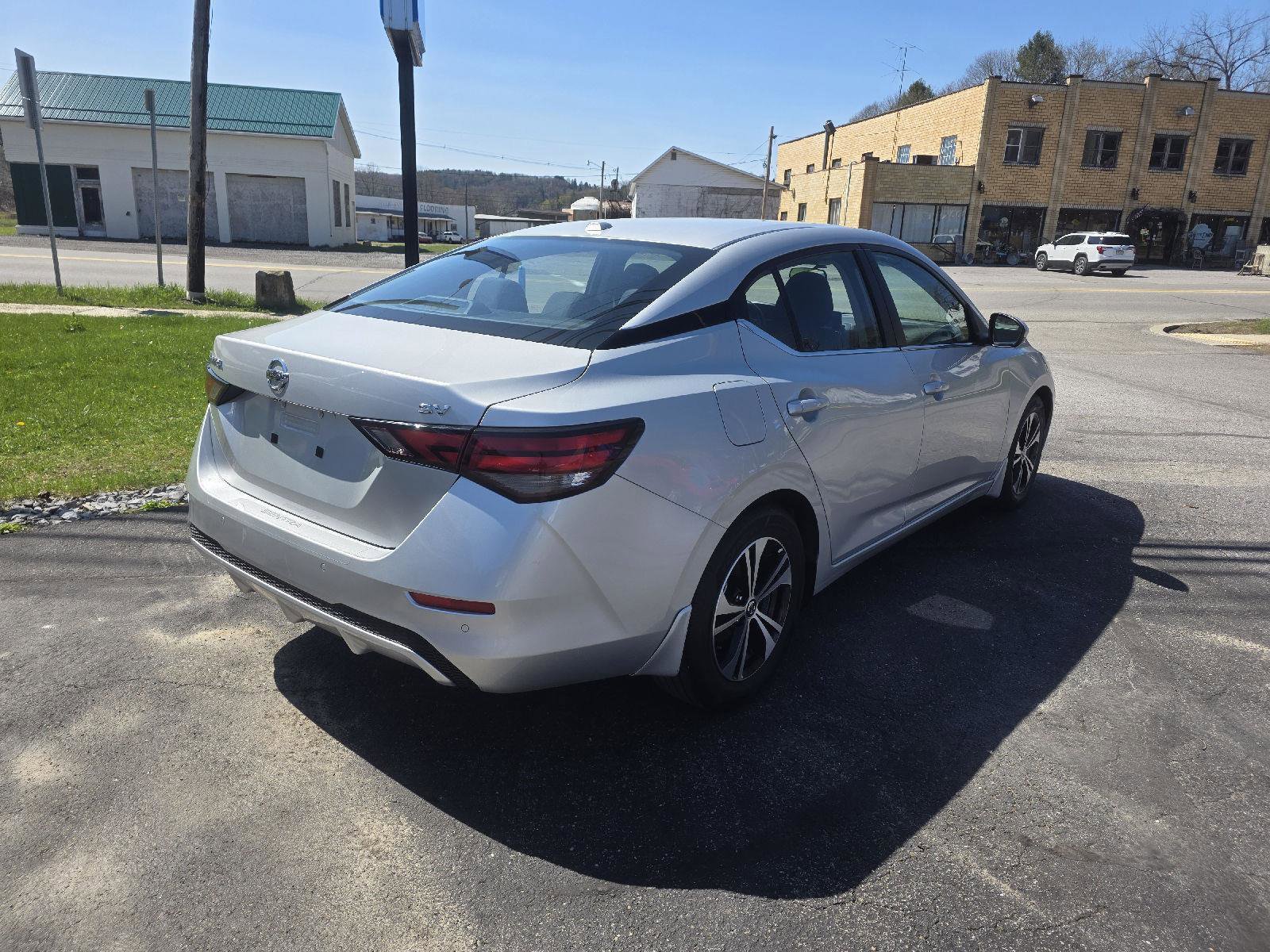 Used 2023 Nissan Sentra SV w/ All-Weather Package FWD image 7