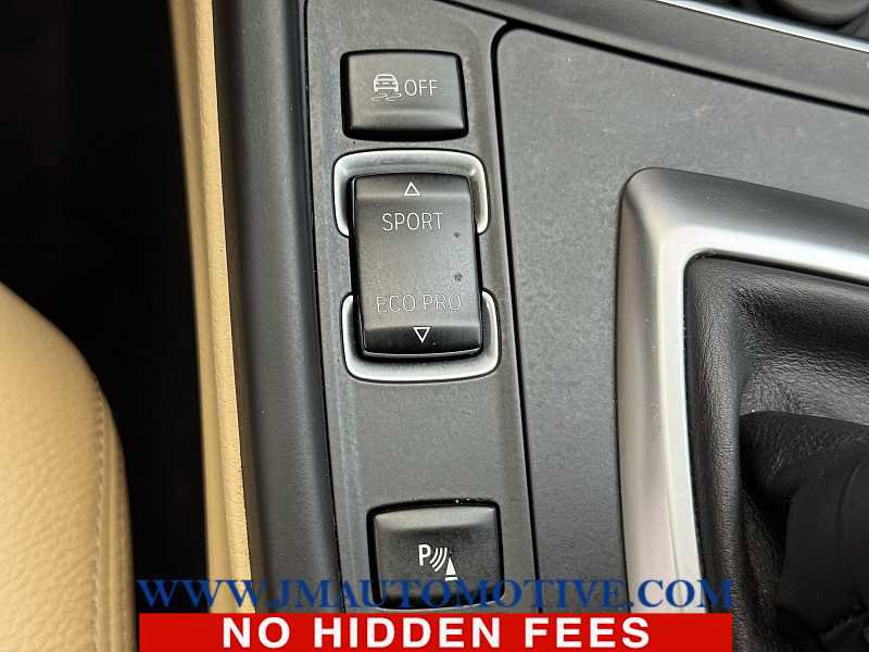 Used 2017 BMW 330i xDrive Sedan image 31