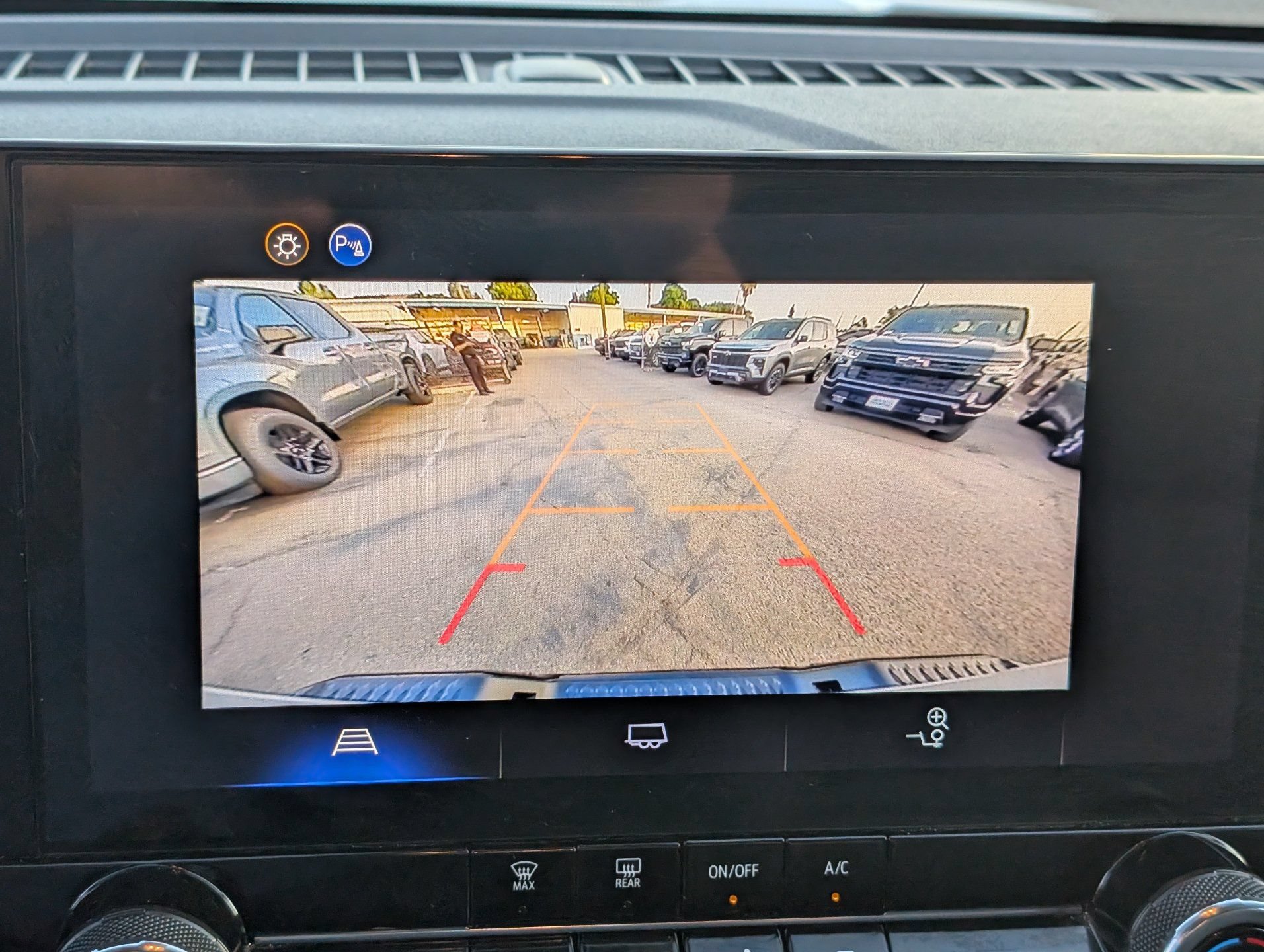 Used 2024 Chevrolet Colorado Trail Boss w/ Safety Package AWD/4WD image 22