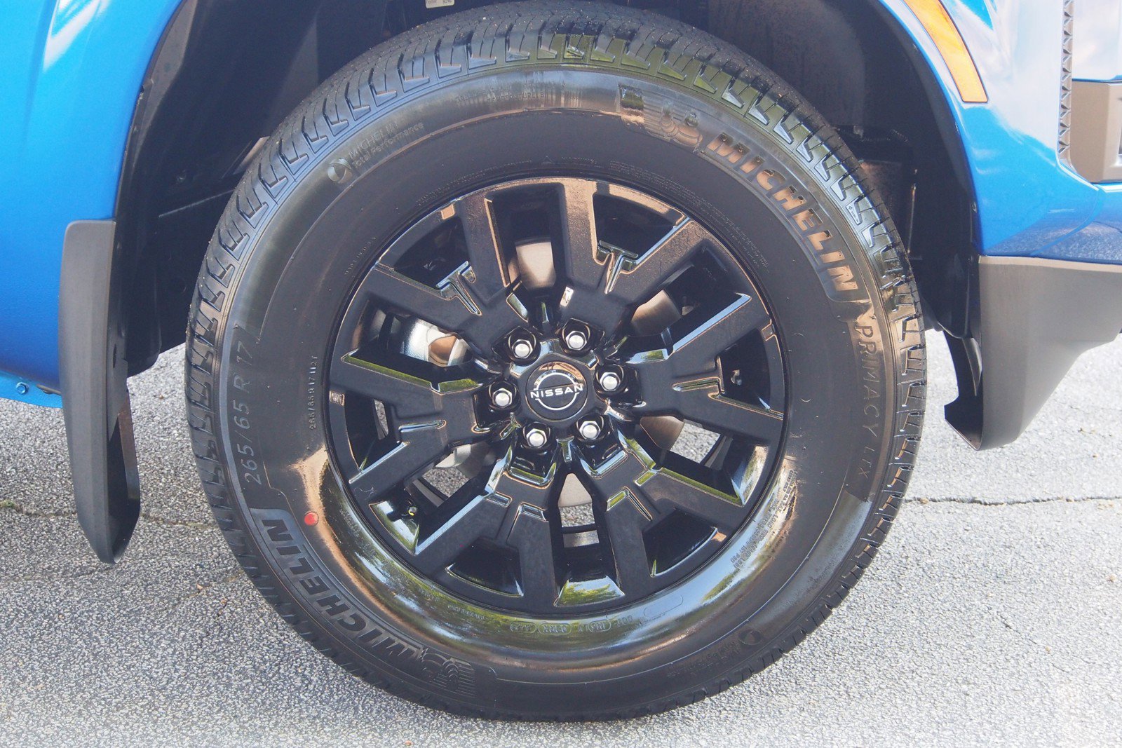 Used 2026 Nissan Frontier SV image 9