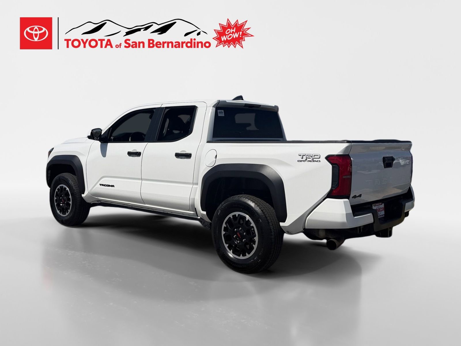 Certified 2025 Toyota Tacoma TRD Off-Road AWD/4WD image 3