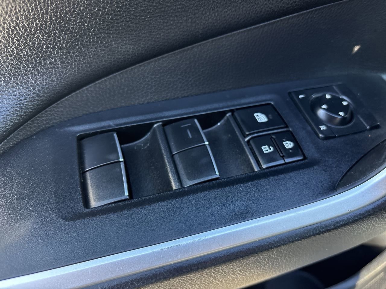 Used 2020 Toyota RAV4 XSE image 12