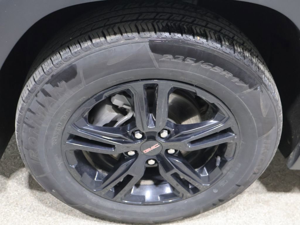 Used 2024 GMC Terrain AT4 image 10