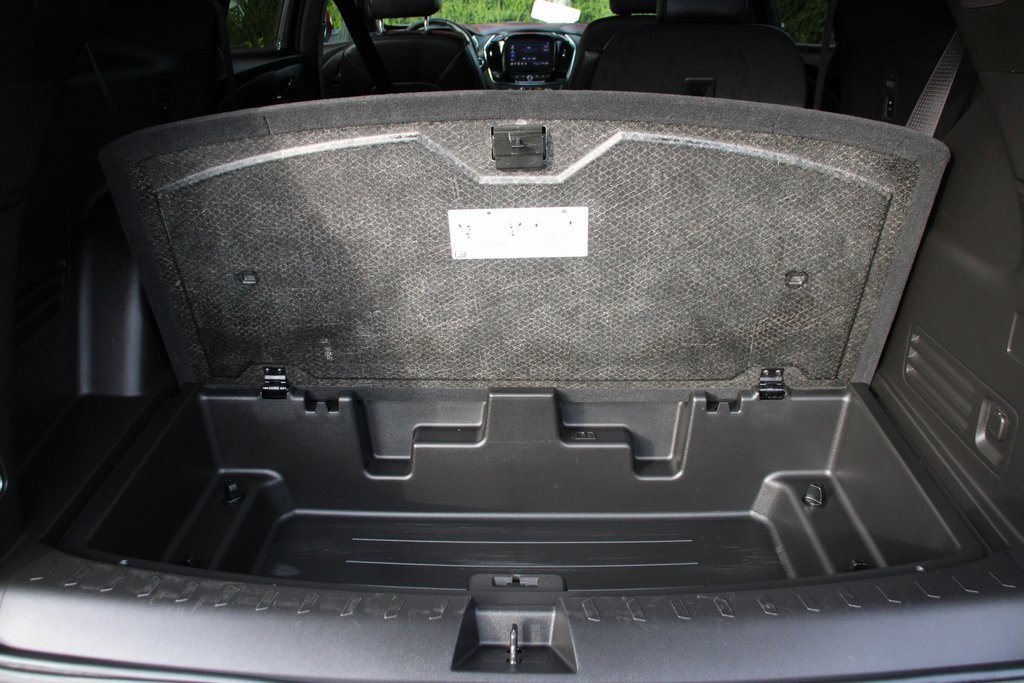 Used 2023 Chevrolet Traverse RS image 10