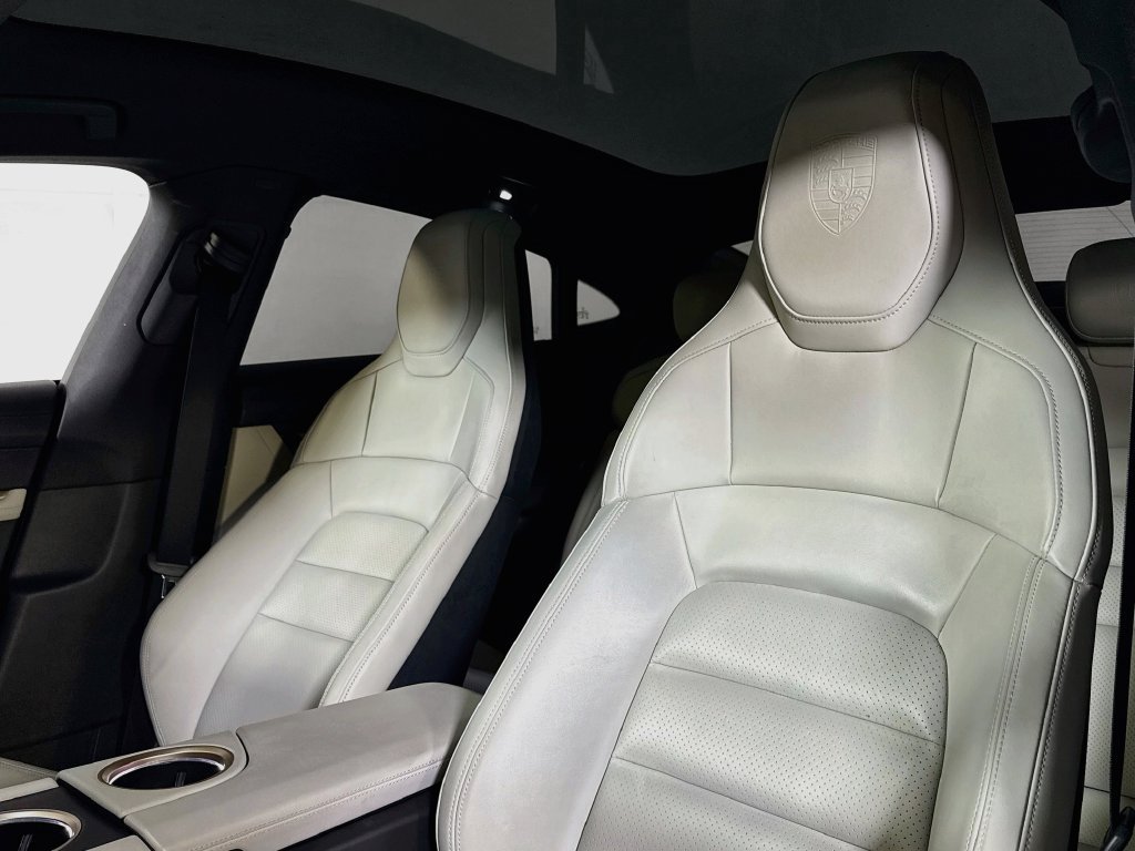 Certified 2023 Porsche Taycan 4S AWD/4WD image 5