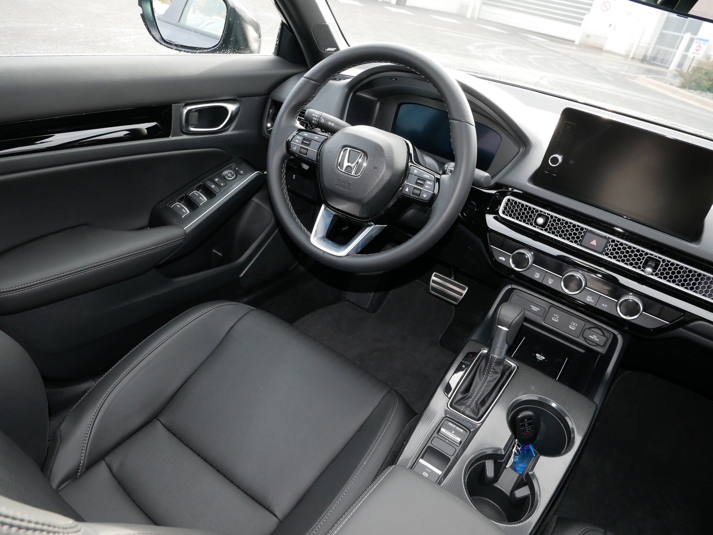 Certified 2025 Honda Civic Sport Touring image 9