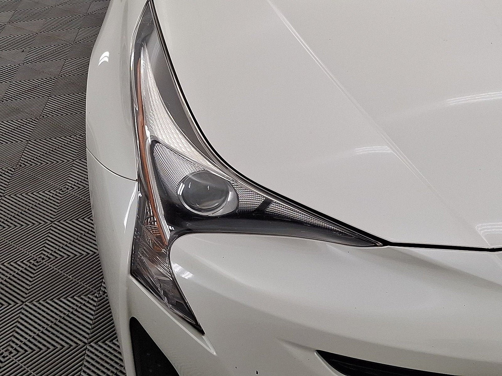 Certified 2017 Toyota Prius Three FWD image 19