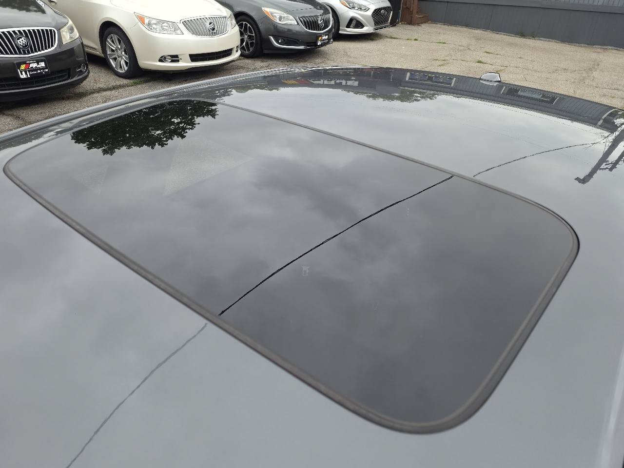 Used 2011 Honda Accord EX-L image 12