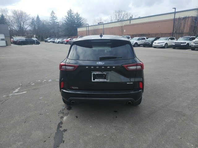 Used 2023 Ford Escape ST-Line Select w/ Tech Pack #2 image 6