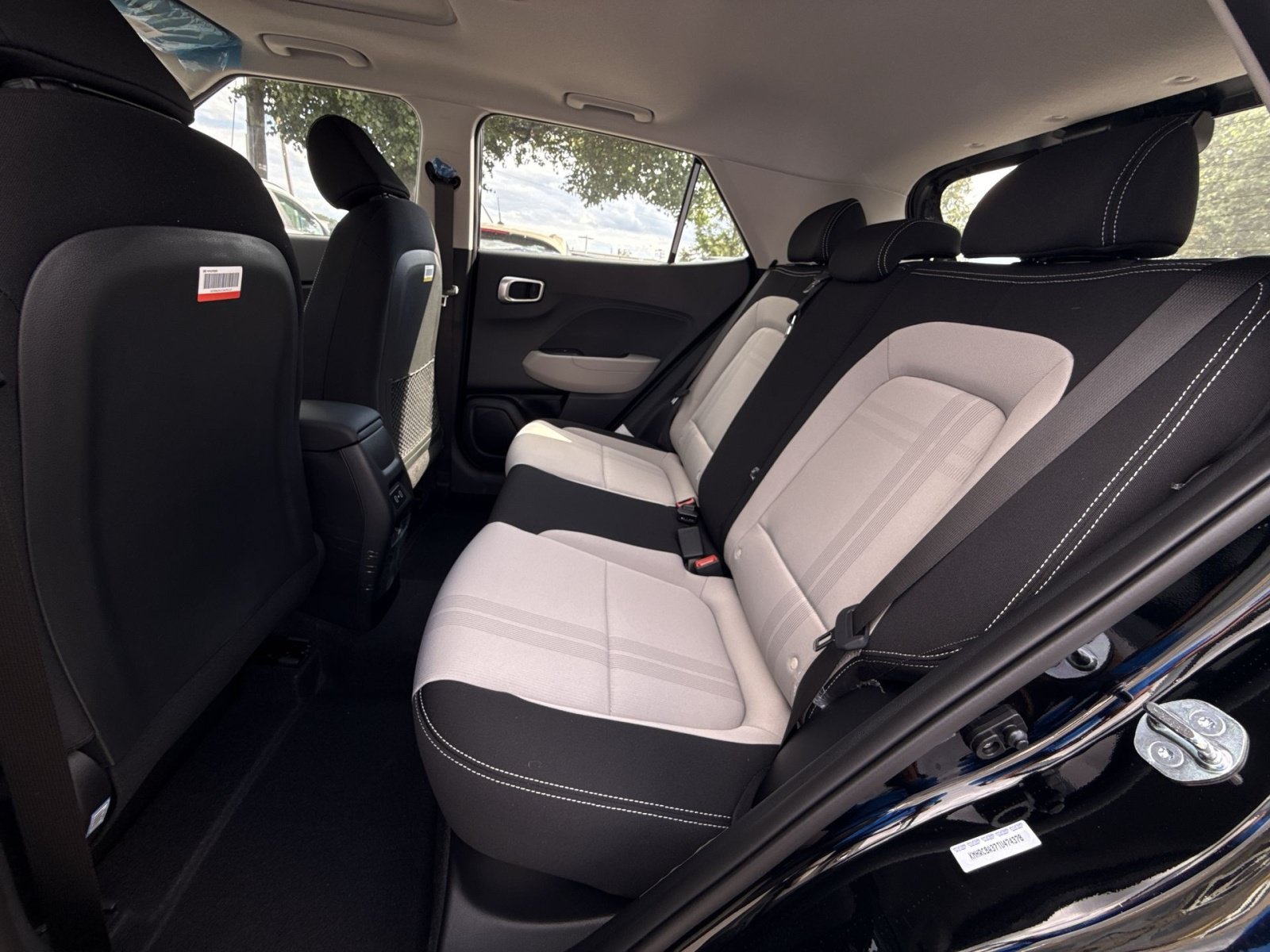New 2026 Hyundai Venue SEL FWD image 25