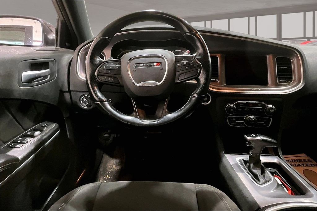 Used 2022 Dodge Charger GT RWD image 2