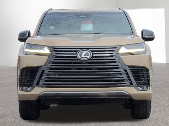 Used 2025 Lexus LX 700h Overtrail AWD/4WD image 2