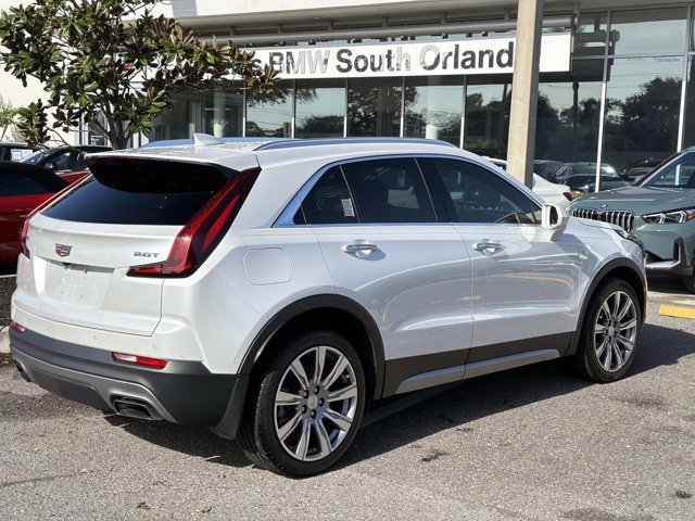 Used 2019 Cadillac XT4 Premium Luxury image 3