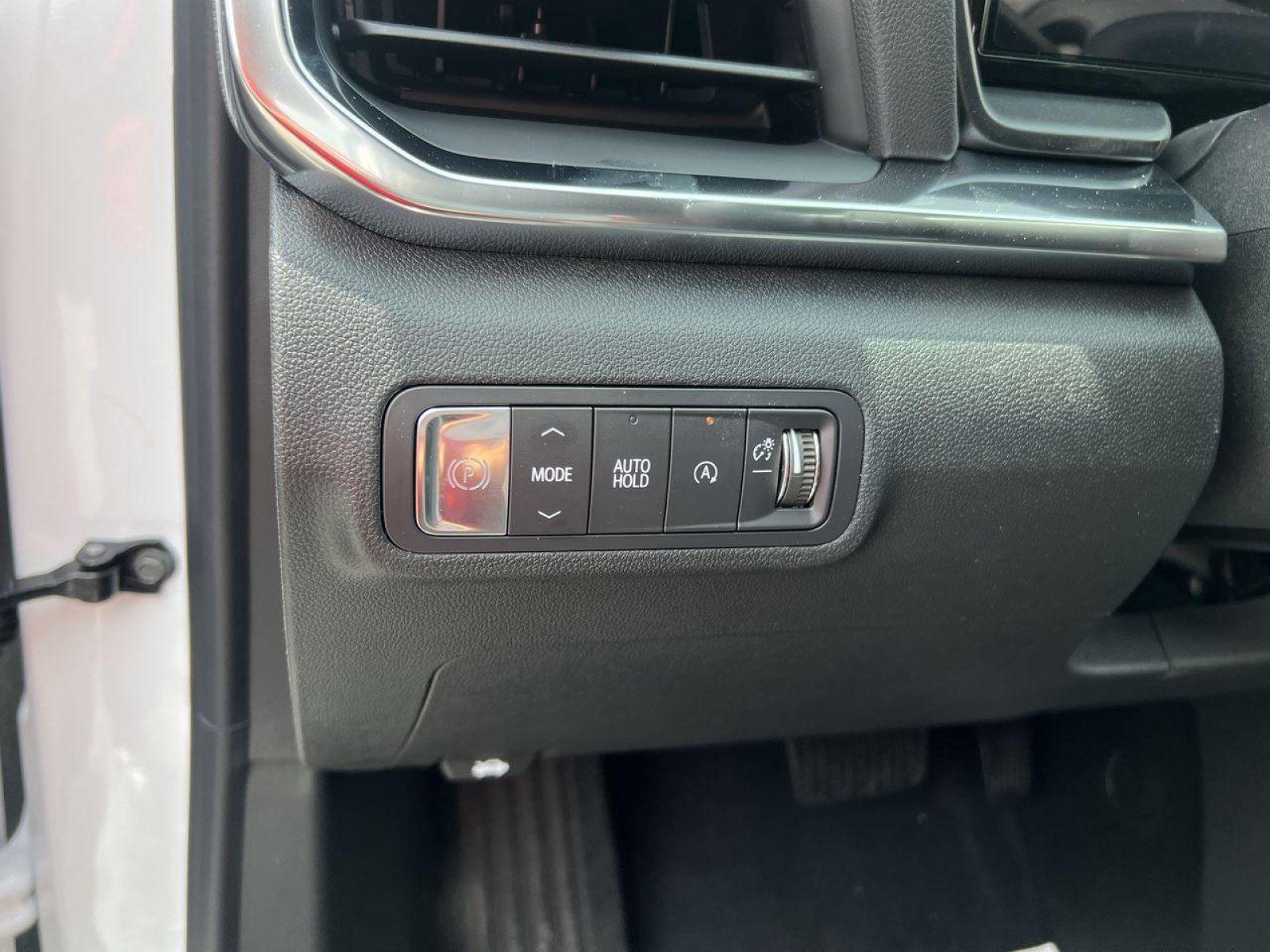 New 2026 GMC Terrain Elevation w/ Technology Package II FWD image 23