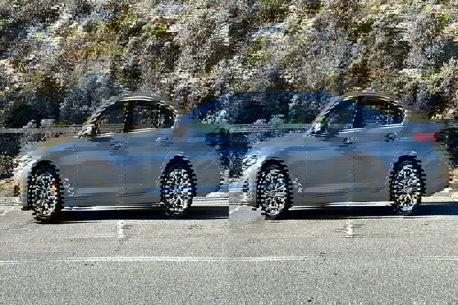 Certified 2023 BMW 530i 530i w/ Convenience Package image 10