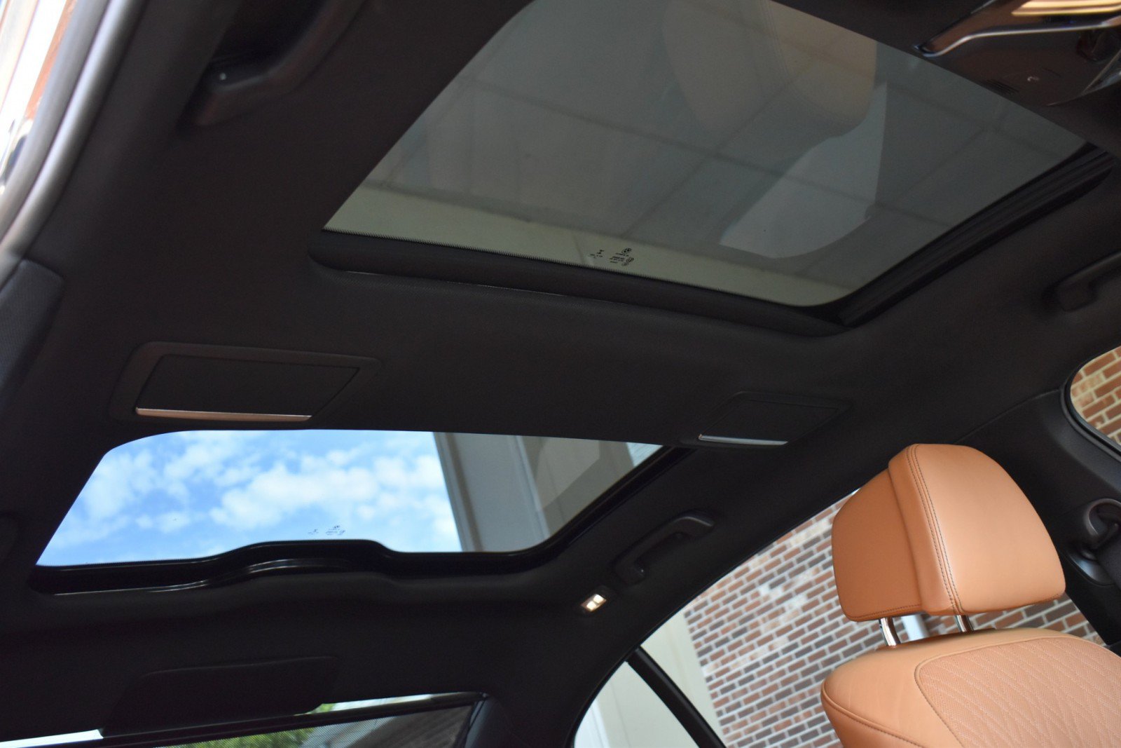Used 2016 BMW 750i xDrive AWD/4WD image 53