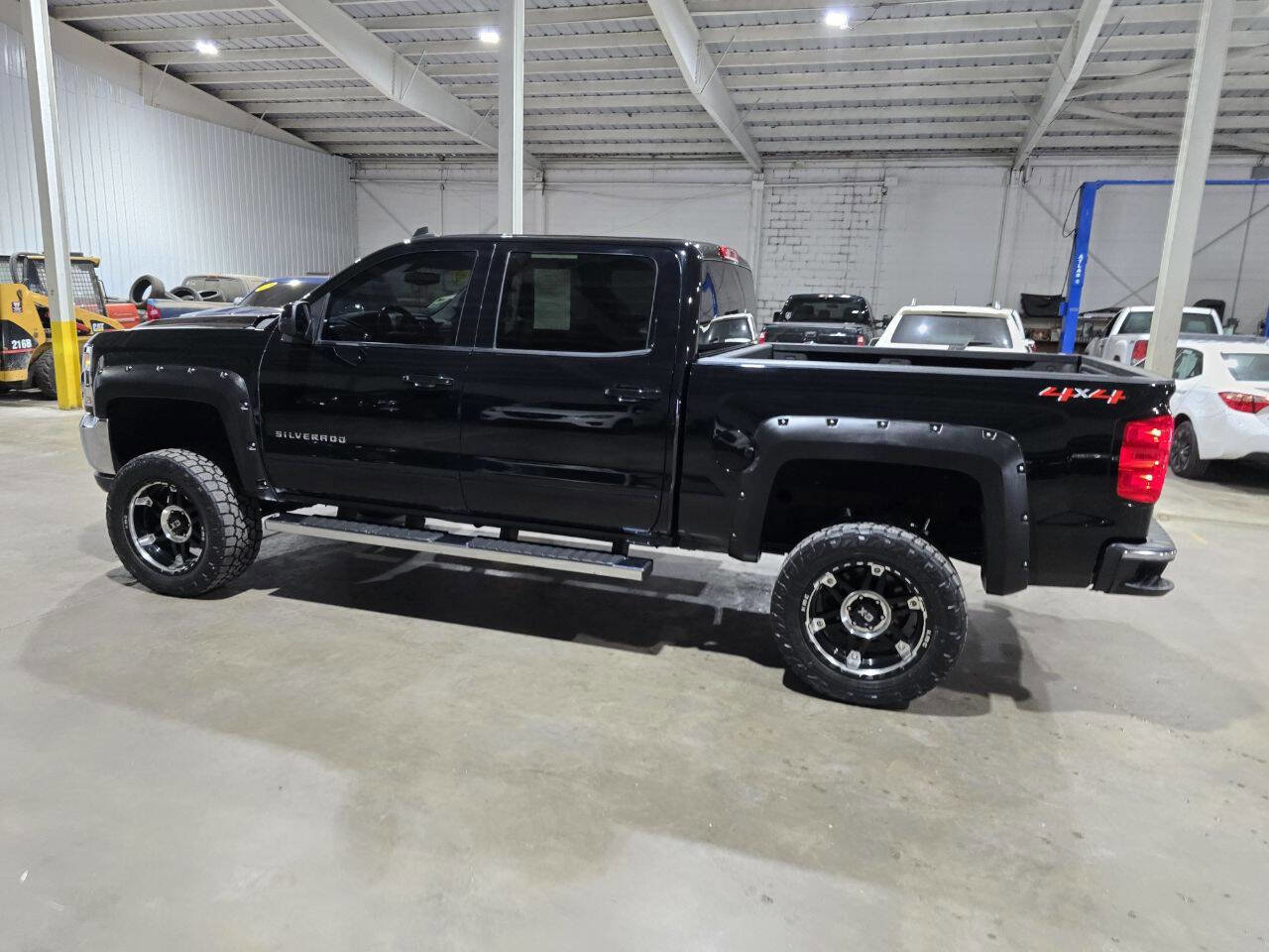 Used 2018 Chevrolet Silverado 1500 LT w/ All Star Edition image 7