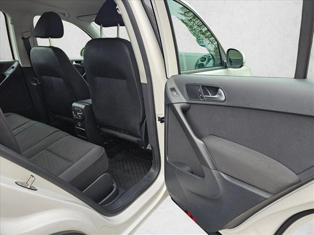 Used 2013 Volkswagen Tiguan S FWD image 14