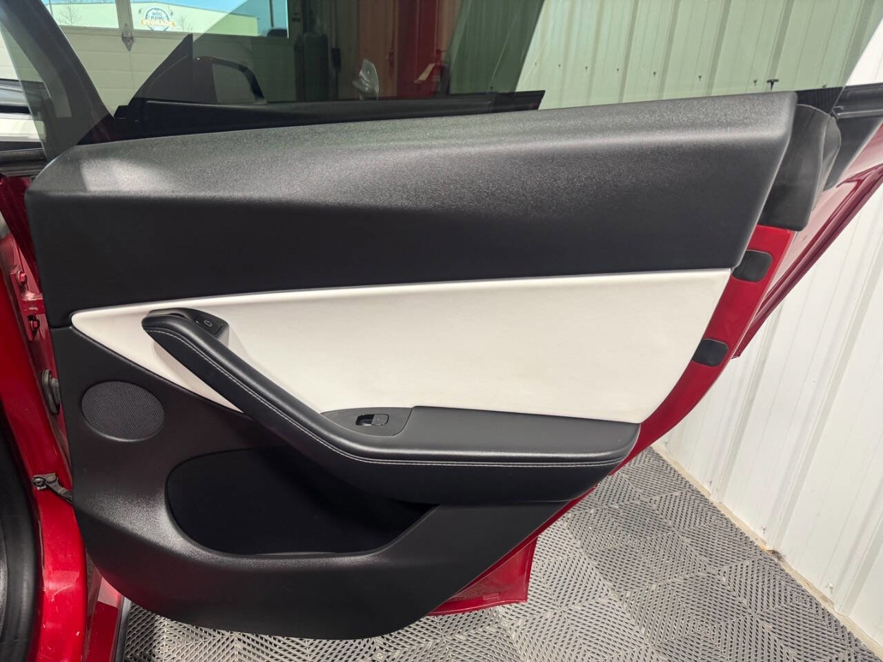 Used 2021 Tesla Model Y Long Range image 20