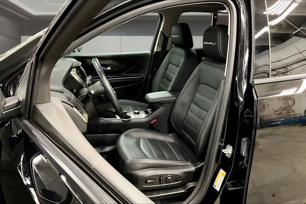 Used 2024 GMC Terrain Denali w/ Black Diamond Edition AWD/4WD image 21