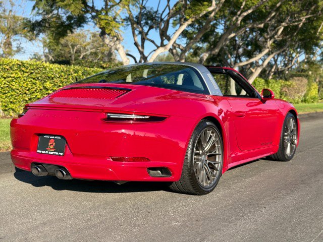 Used 2017 Porsche 911 Targa 4S image 7