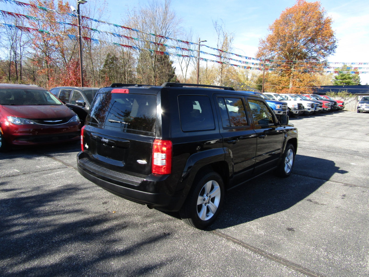 Used 2012 Jeep Patriot Latitude w/ Sun/Sound Group image 7