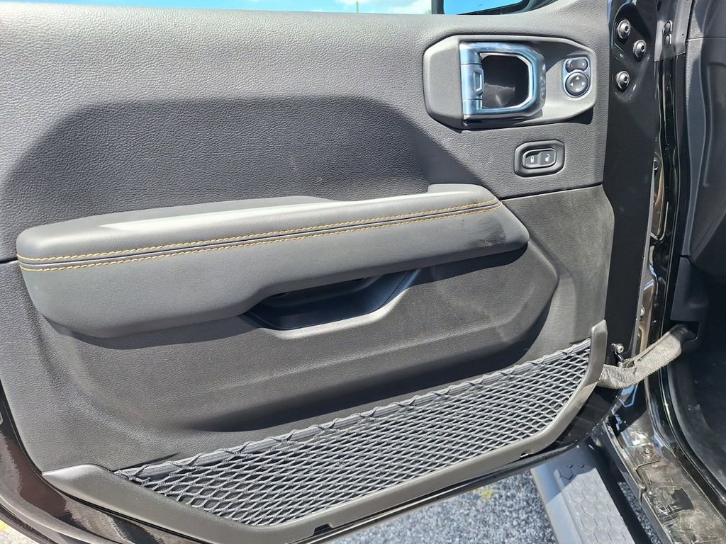 New 2025 Jeep Wrangler Sahara image 13