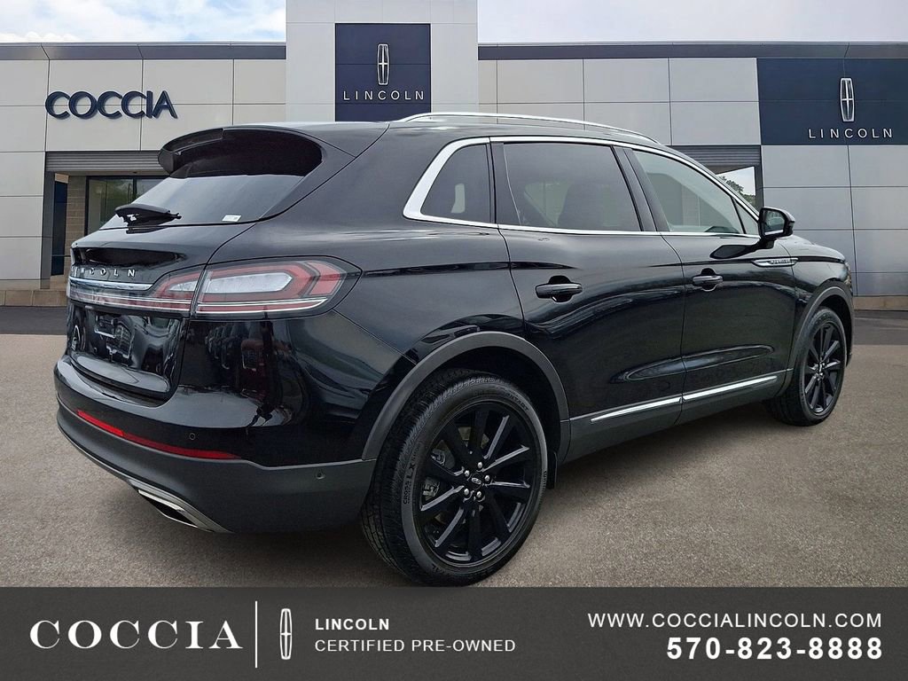 Used 2023 Lincoln Nautilus Reserve w/ Equipment Group 201A image 4
