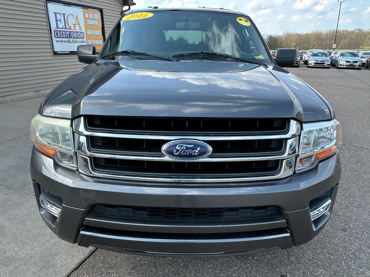 Used 2015 Ford Expedition EL XLT w/ Equipment Group 202A RWD image 2