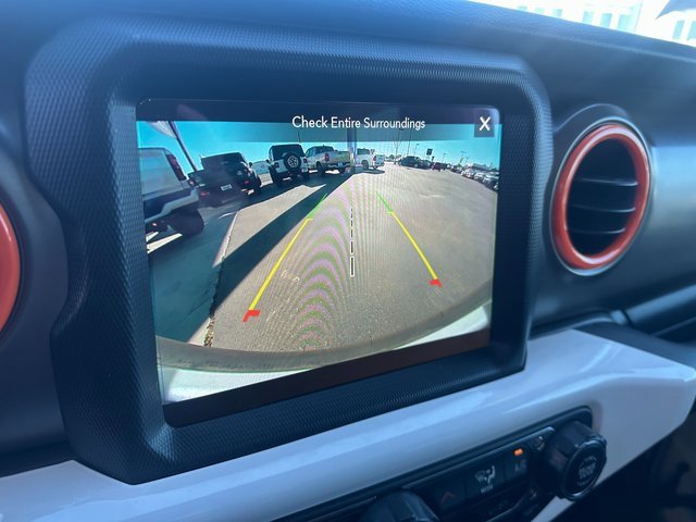 Used 2023 Jeep Wrangler Sport S image 23