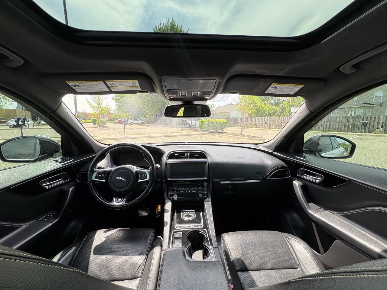 Used 2017 Jaguar F-PACE R-Sport AWD/4WD image 23