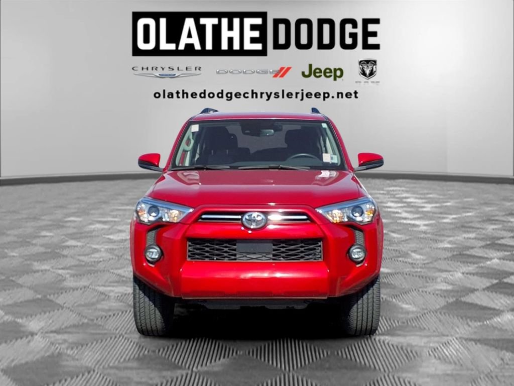 Used 2024 Toyota 4Runner SR5 AWD/4WD image 33