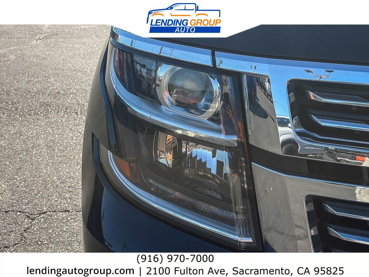 Used 2015 Chevrolet Suburban LTZ AWD/4WD image 7