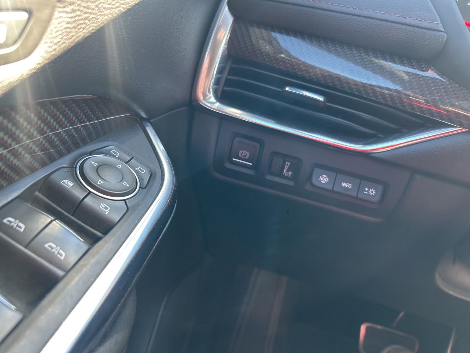 Used 2020 Cadillac XT4 Sport image 14