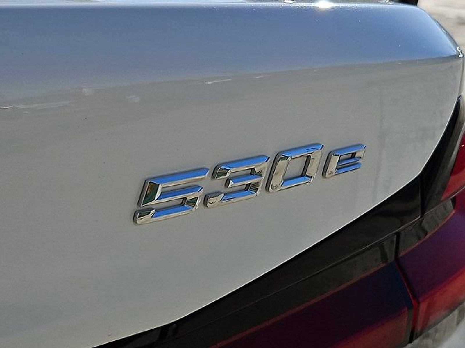 Used 2023 BMW 530e xDrive image 31