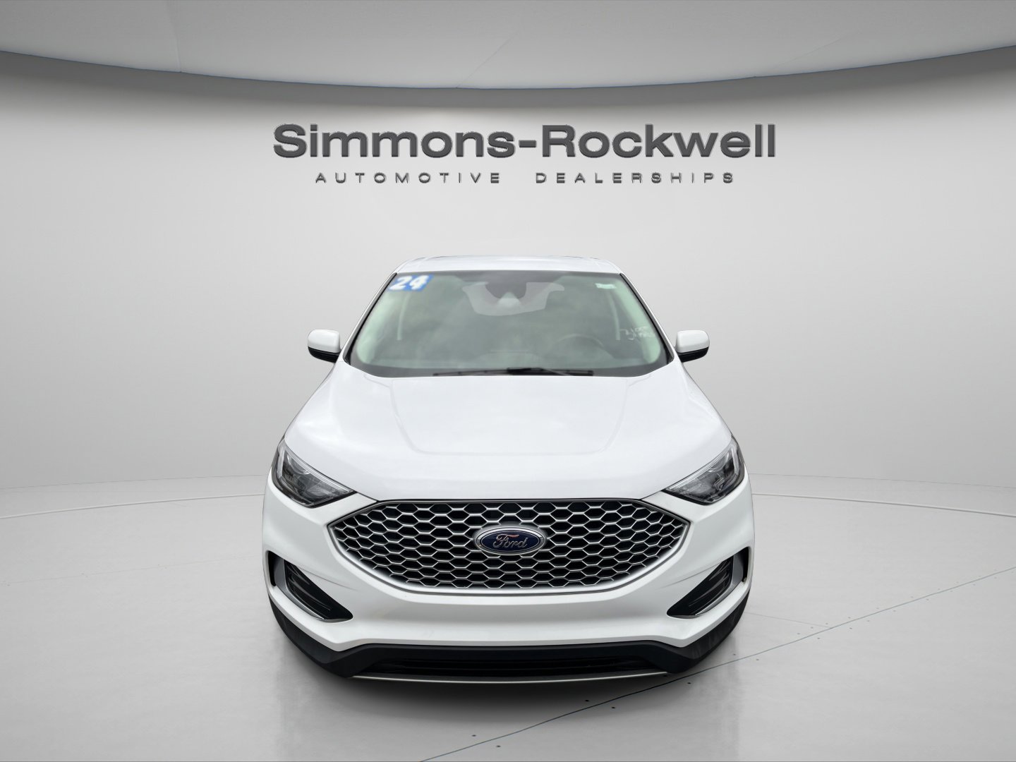 Used 2024 Ford Edge SEL image 2