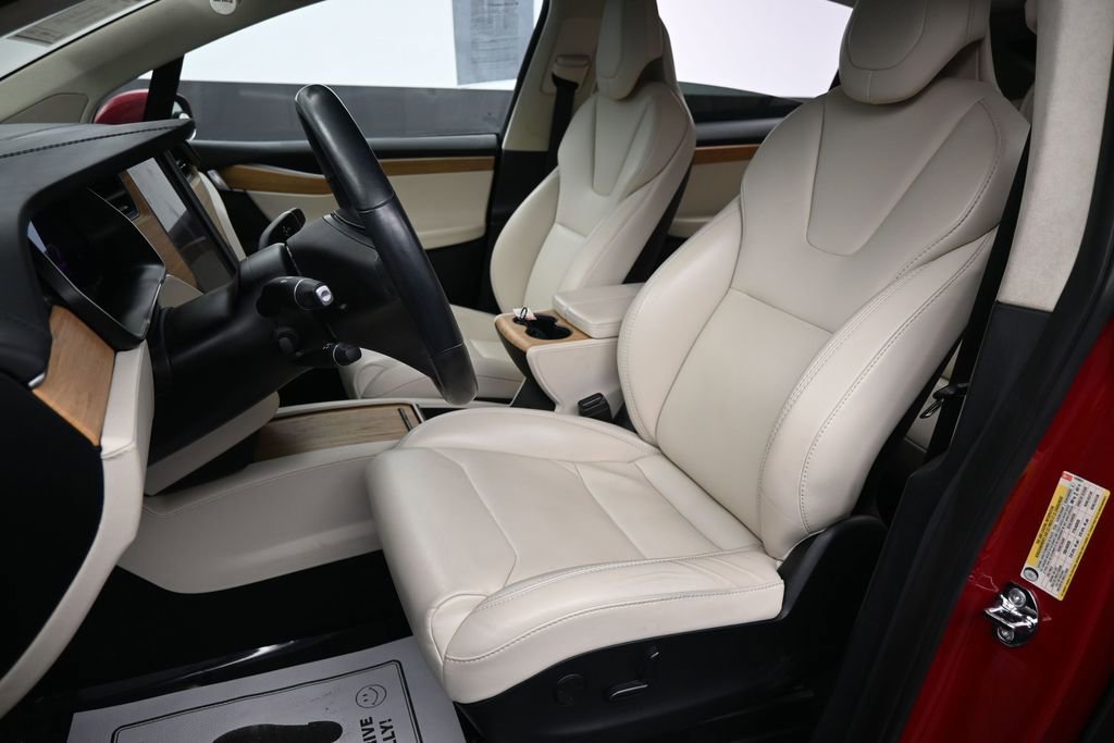 Used 2018 Tesla Model X 100D image 27