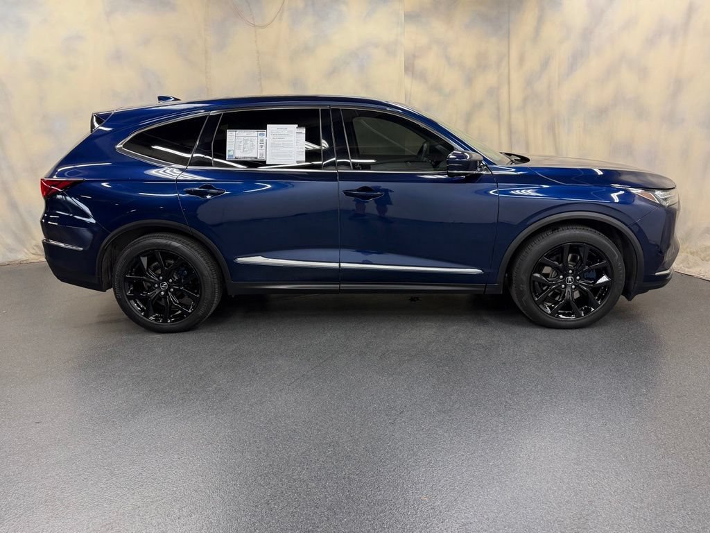 Certified 2023 Acura MDX w/ Technology Package AWD/4WD image 9