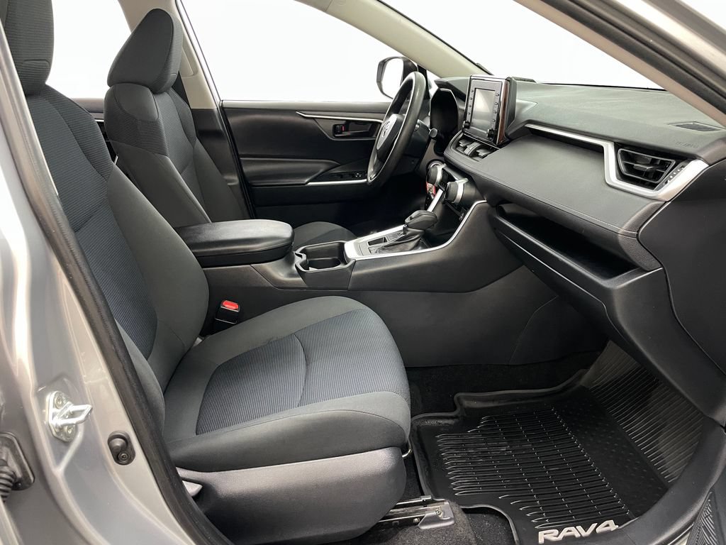 Used 2019 Toyota RAV4 LE w/ All Weather Liner Package AWD/4WD image 35