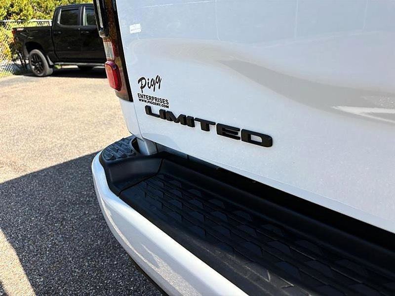 Used 2024 RAM 2500 Limited image 19