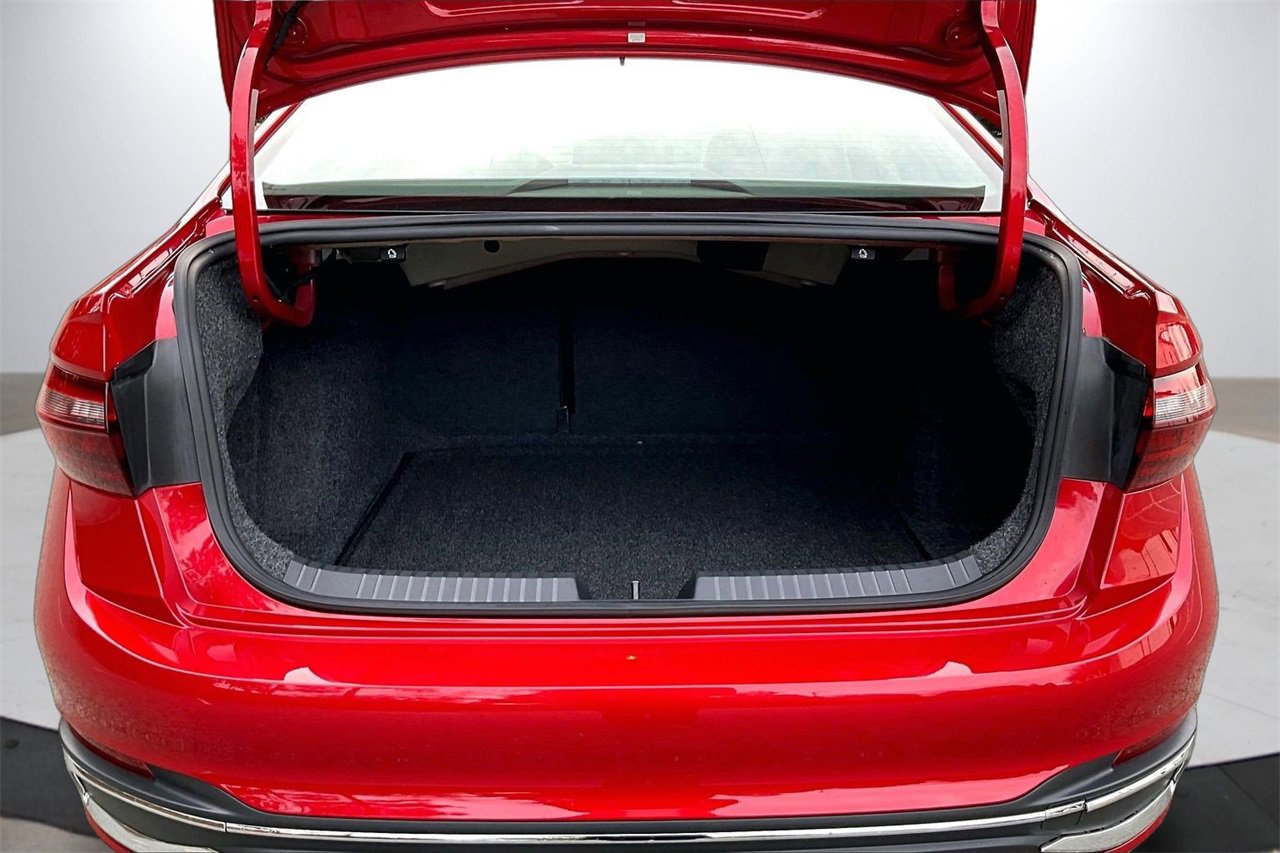 Used 2022 Volkswagen Jetta SEL image 26