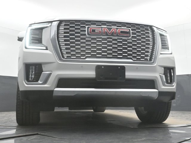 Used 2021 GMC Yukon XL Denali AWD/4WD image 48